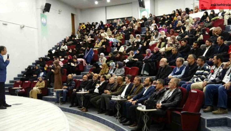 Kütahya’da “Helal Gıda ve Boykot” konulu konferans