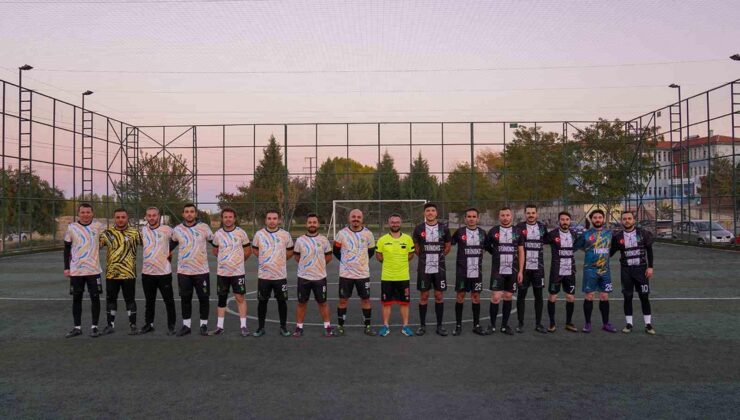 Tepebaşı’nda futbol turnuvası başladı