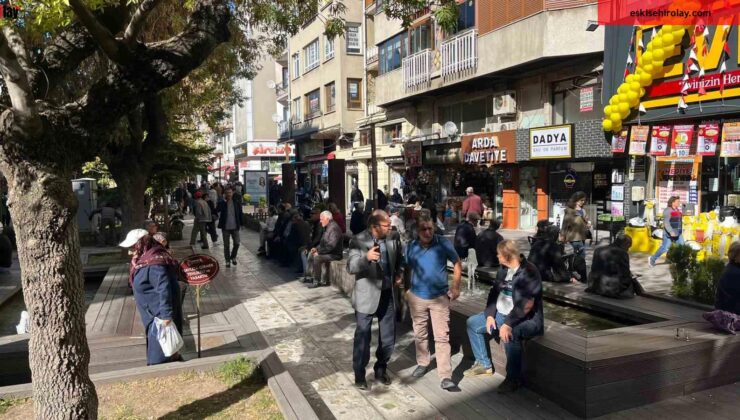 Vatandaşlar sıcak havanın tadını çıkarttı