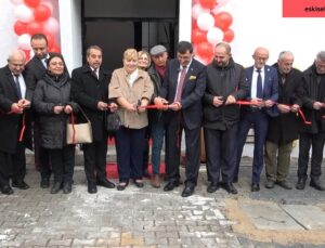 Kütahya Belediyesi, Erkek Yaşam Merkezi’ni hizmete açtı