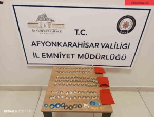 Kuyumculara sahte altın satmaya çalışan 2 şahsı polis yakaladı