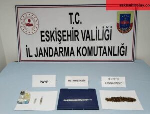 Başka ilden getirdikleri uyuşturucuları satmak isteyen şüpheliler jandarmadan kaçamadı