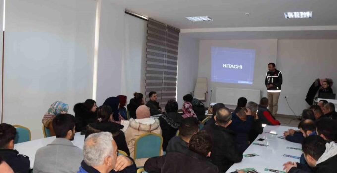 Günyüzü’nde bağımlılıkla mücadele hakkında bilgilendirme toplantısı yapıldı