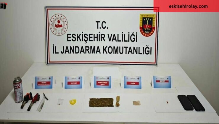 İstanbul’dan Eskişehir’e uyuşturucu madde getiren şahıslar yakalandı