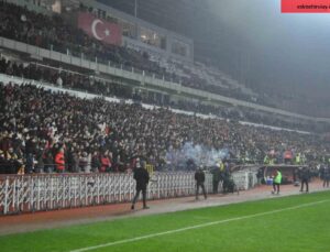 Taraftarıyla rekor kıran Eskişehirspor, liderlik koltuğuna oturdu