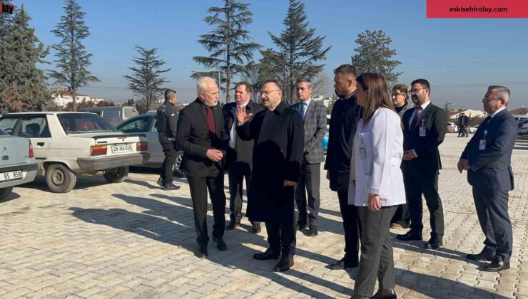 Vali Aksoy Yunus Emre Devlet Hastanesi’nin yeni otoparkını inceledi